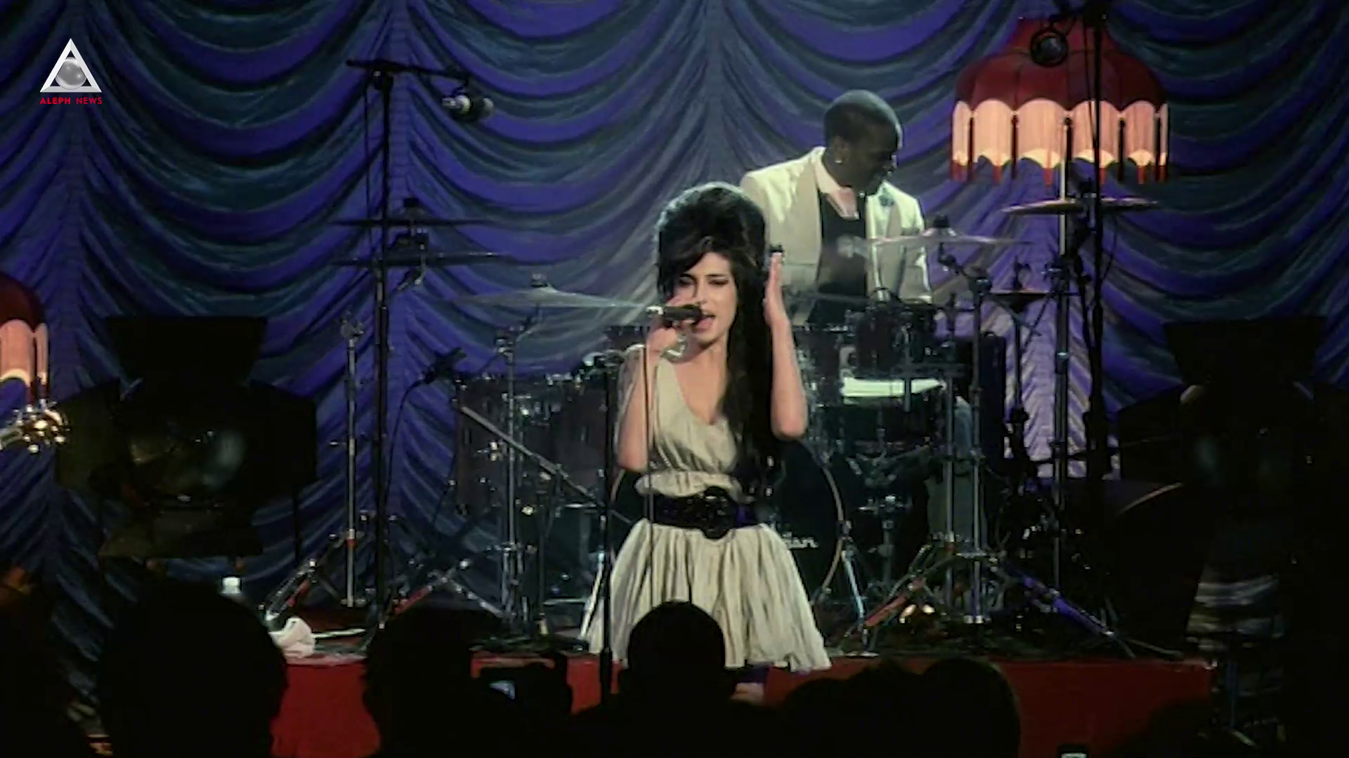 Smart Music. Back to Black