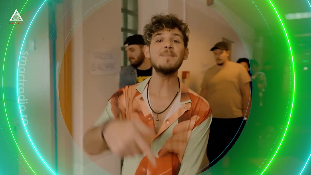 Smart Music. Vaccinare cu parodie și lăutari