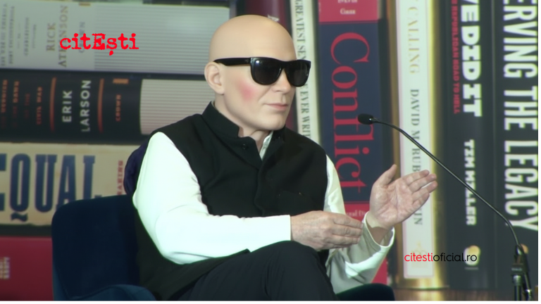 Rushdie: Nu mi-a plăcut niciodată să fiu „free speech Barbie”